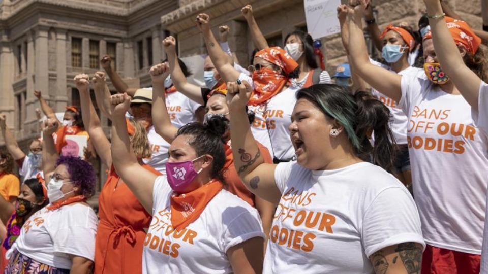 Supreme Court lets Texas kill Roe v. Wade and abortion rights