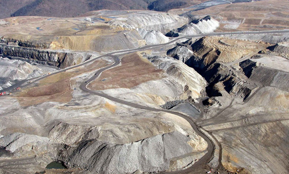 Solar projects transform abandoned coal mines in Virginia