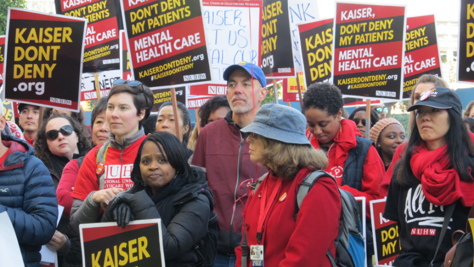 Kaiser mental health clinicians to start open-ended strike Aug. 15