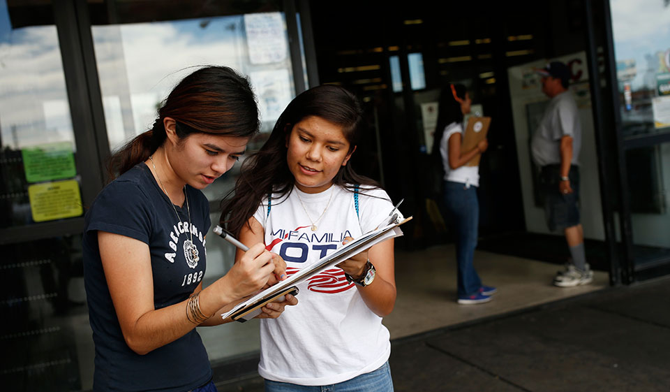 El voto latino es crucial para derrotar al Partido Republicano dominado por el MAGA