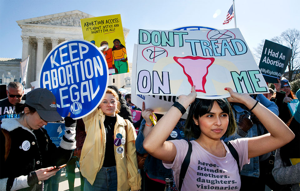 Pennsylvania women cheer Fetterman’s call for codifying Roe