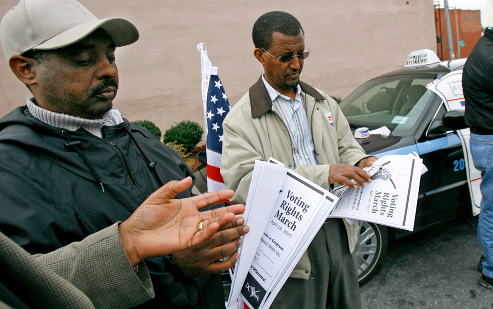 Local voting rights bill for immigrants advances in D.C.