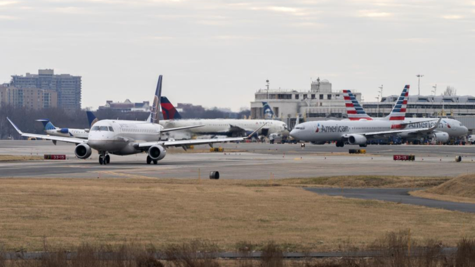 Delta, United, American Airlines pilots rebel against bosses