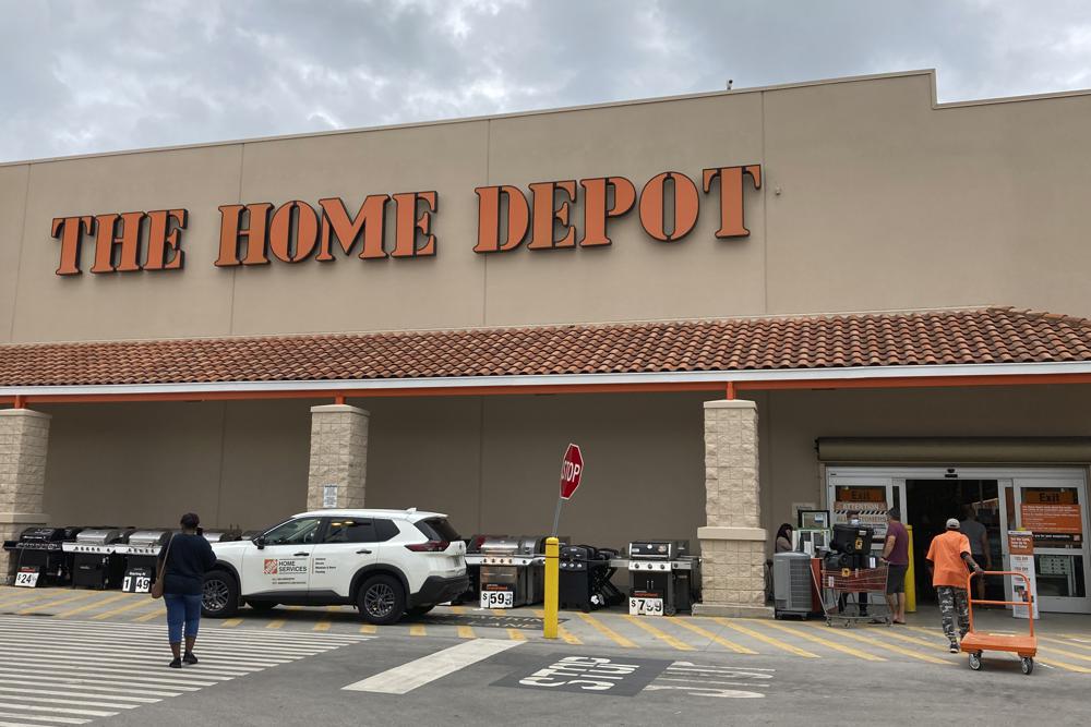 Home Depot workers in Philadelphia vote on whether to form 1st unionized  store