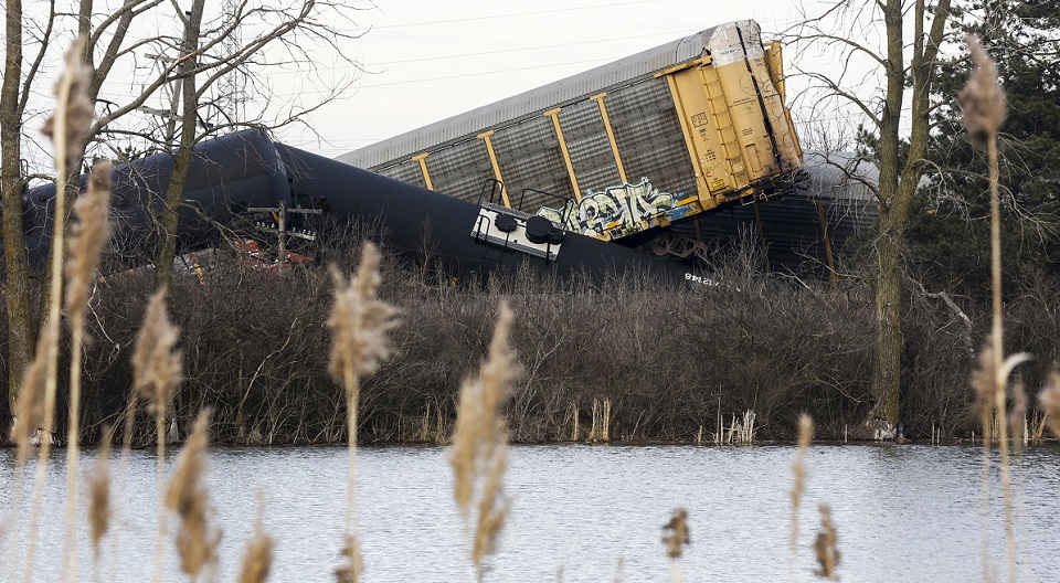 Safety Board to probe Norfolk Southern, not just individual crashes