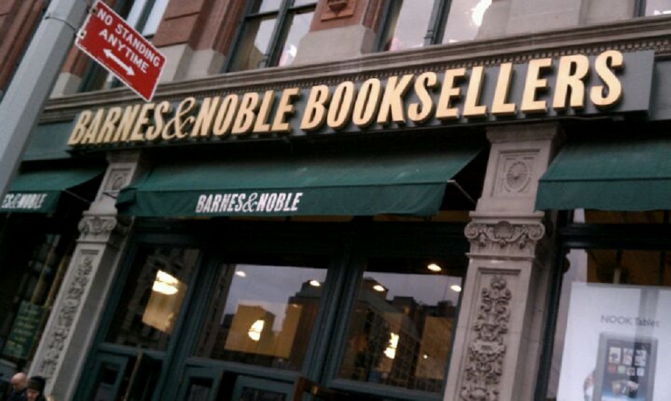 Barnes & Noble workers at NYC store await union vote date