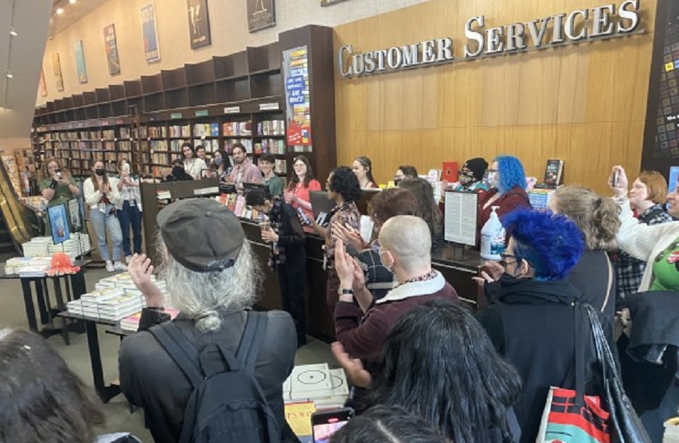 Barnes & Noble Manhattan flagship store workers unionize with RWDSU