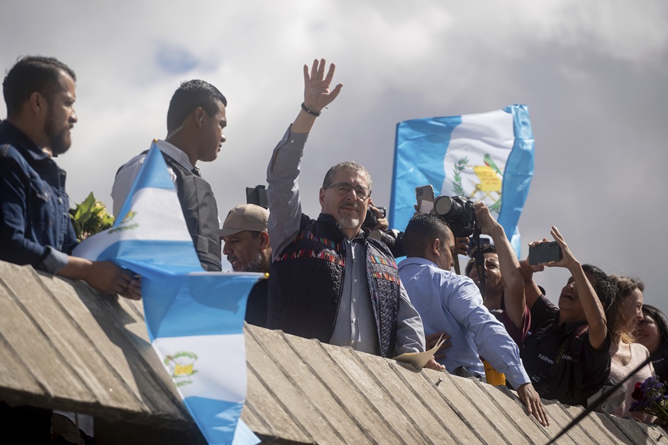 U.S. intervenes as Indigenous Guatemalans back President-elect Arévalo