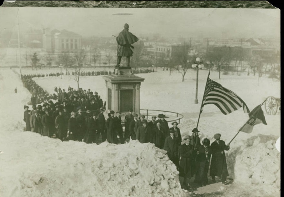 Mother Jones Dinner speaker: Labor should challenge capitalism head-on