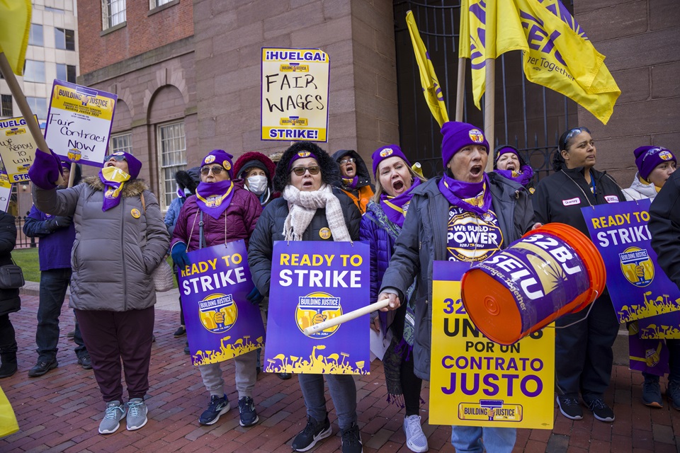 After threatening to strike, 1,600 building cleaners in Connecticut score big wins