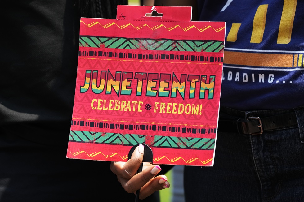 Peoria honors civil rights leader Ernestine Jackson in Juneteenth celebrations