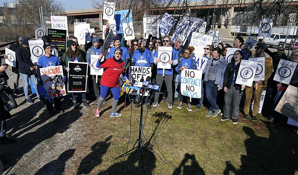 After the first contract OK, Chicago Tribune cans one lead union bargainer