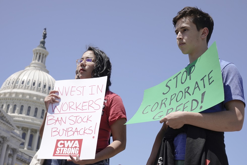 Low-wage corporations spent half-a-trillion on CEO pay and stock buybacks