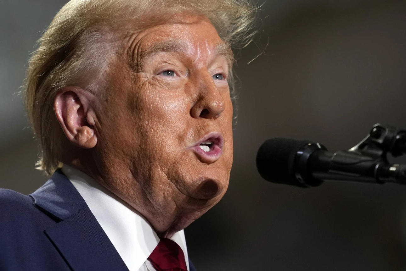 Trump intensifies his racist attacks on Harris and immigrants