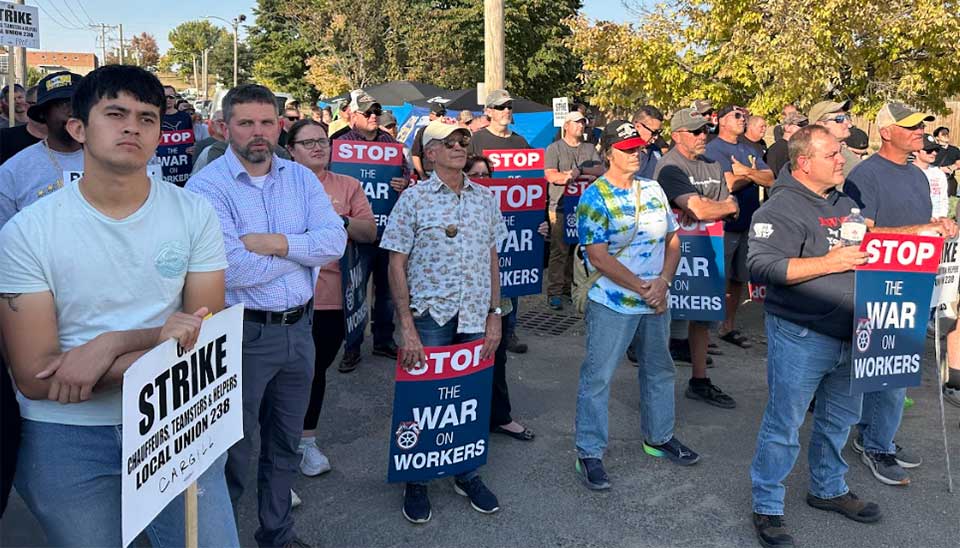 Striking Cargill corn mill workers in Iowa demand ‘People over profits’