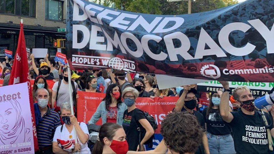 CPUSA calls on members to close the gap on People’s World fund drive