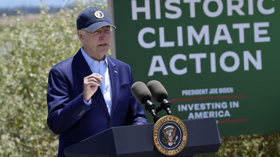 In his final weeks, Biden aims to cut off funding for fossil fuel projects abroad