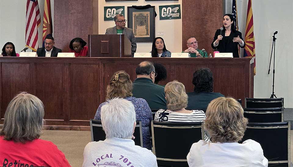 Miembros de AFSCME en Arizona exigen fin de recortes a servicios públicos