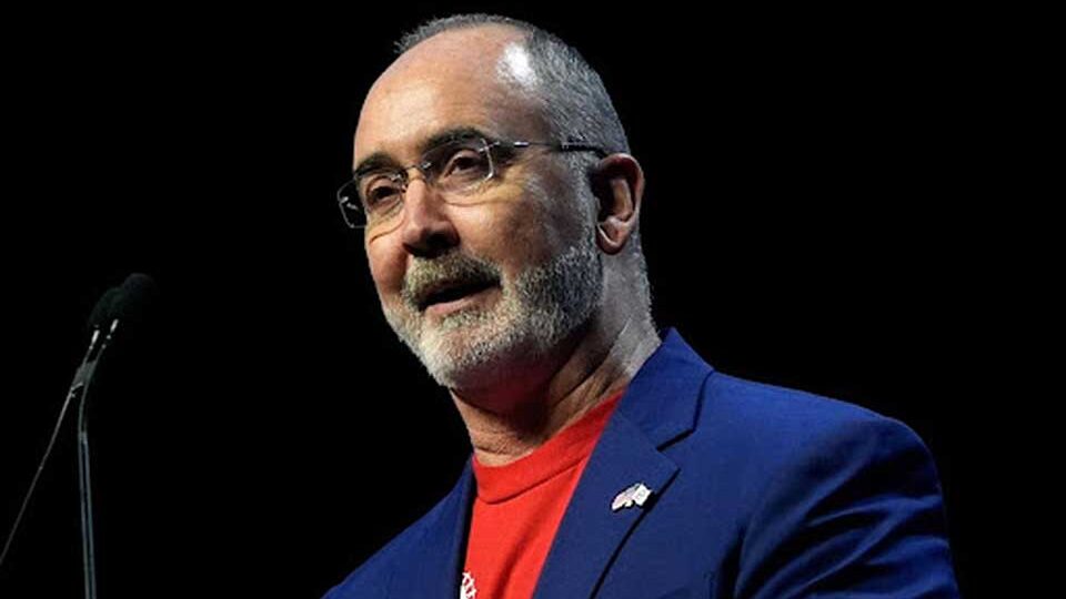 UAW President Fain calls for a movement that puts the working class first
