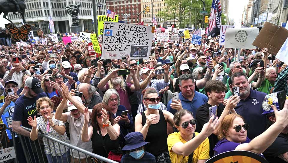 Thousands gather in Philadelphia for May Day march