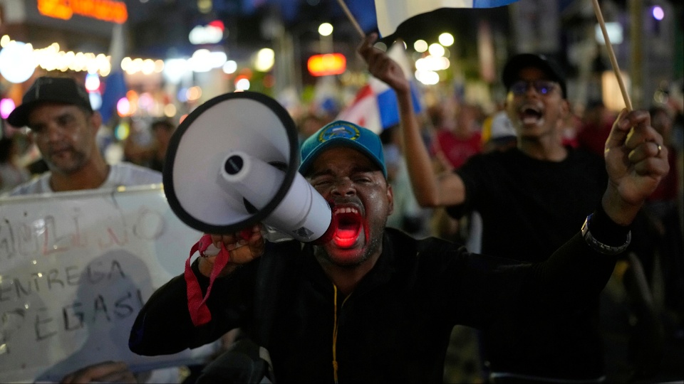 Trump’s Panama Canal claims split the country: Unions reject threats but government wavers