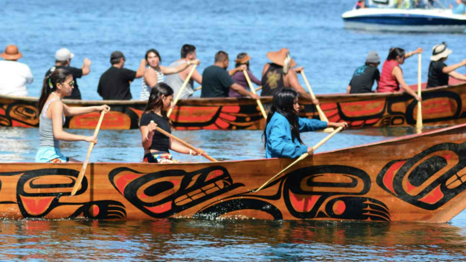 Thousands celebrate dam removal in ‘Paddle to Elwha’