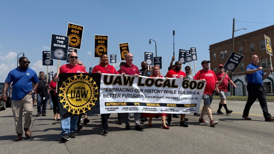 Auto Workers march on Cleveland Cliffs in Detroit; demand jobs