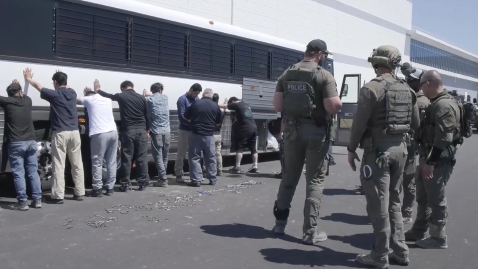 Massive ICE raid at Hyundai Battery plant detains 475 workers