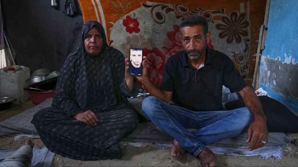 Two years of war: Gaza massacre continues; right-wing Israeli lawmakers hit with protests