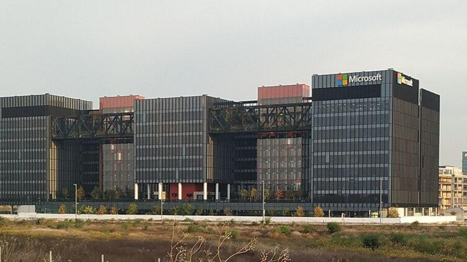 Microsoft Israel manager leaves following campaign against company’s IDF collaboration