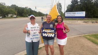 Michigan community comes out in support of union nurses
